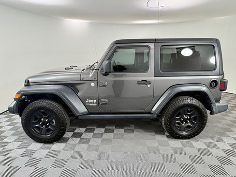 Used 2019 Jeep Wrangler Sport image 2