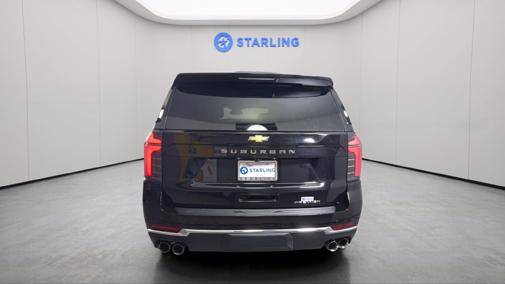 Used 2025 Chevrolet Suburban Premier RWD image 7