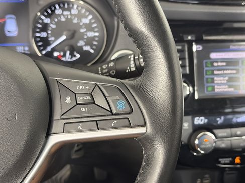 Used 2019 Nissan Rogue Sport SL AWD/4WD image 29