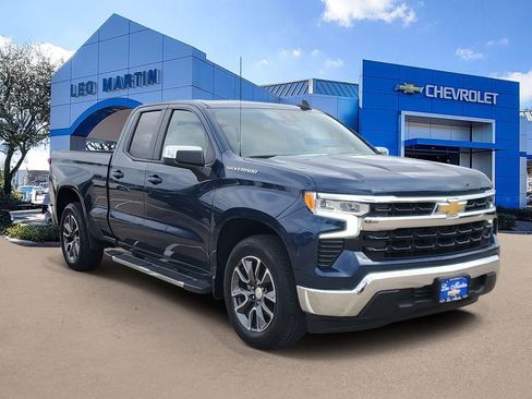 Used 2023 Chevrolet Silverado 1500 LT image 2