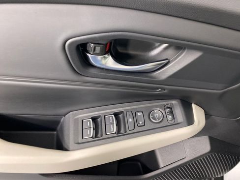 Used 2024 Honda Accord EX image 17