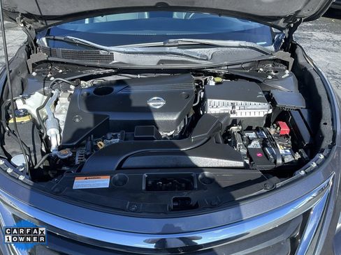 Used 2013 Nissan Altima 2.5 SL w/ Technology Pkg image 16