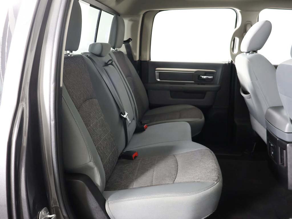 Used 2017 RAM 1500 Big Horn AWD/4WD image 32