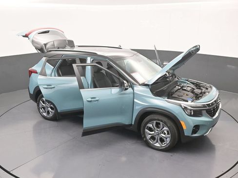 Used 2024 Kia Seltos S FWD image 68