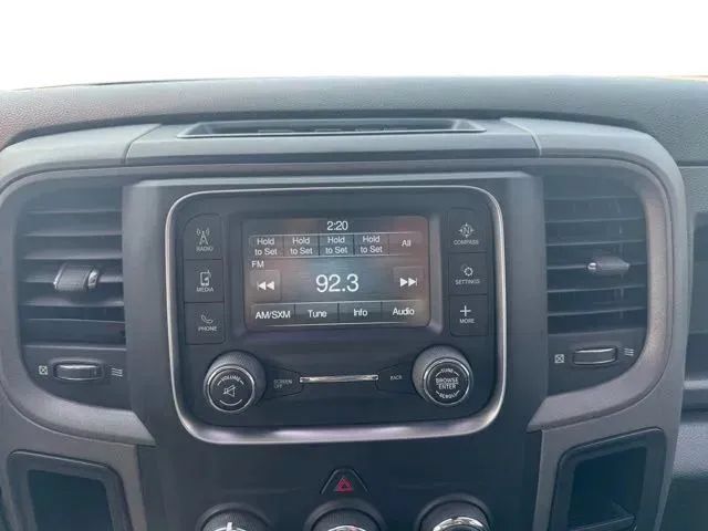 Used 2018 RAM 2500 Tradesman w/ Chrome Appearance Group AWD/4WD image 29