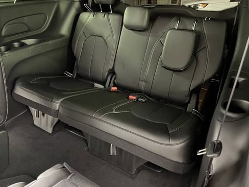 New 2026 Chrysler Voyager LX image 24