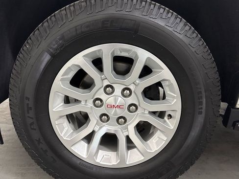 Used 2020 GMC Yukon SLT image 45