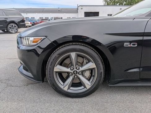 Certified 2017 Ford Mustang GT Premium RWD image 20
