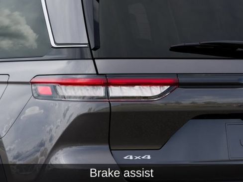 New 2026 Jeep Grand Cherokee Laredo X AWD/4WD image 13