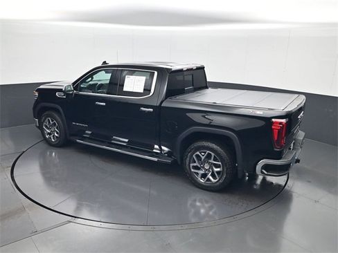 Certified 2022 GMC Sierra 1500 SLT w/ SLT Premium Plus Package image 19