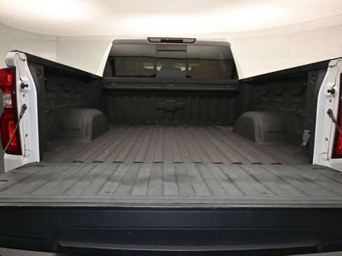Used 2021 Chevrolet Silverado 1500 LTZ w/ LTZ Convenience Package II AWD/4WD image 26