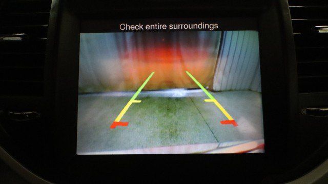 Used 2013 Chrysler 300 C AWD/4WD image 16