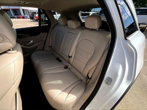 Used 2019 Mercedes-Benz GLC 300 image 20
