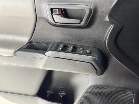 Used 2021 Toyota Tacoma SR5 image 58