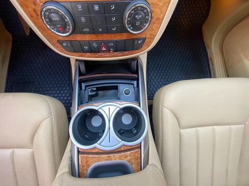 Used 2008 Mercedes-Benz R 320 CDI 4MATIC image 14