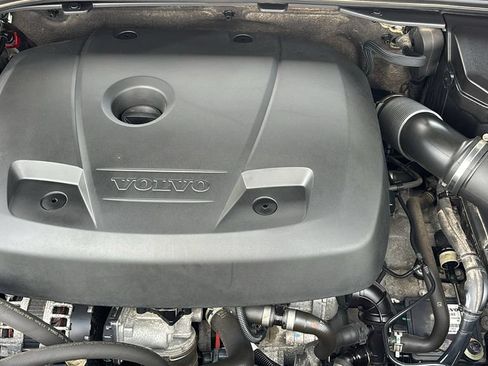 Used 2018 Volvo V60 T5 Dynamic FWD image 31