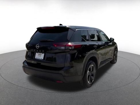 Used 2025 Nissan Rogue SV FWD image 14
