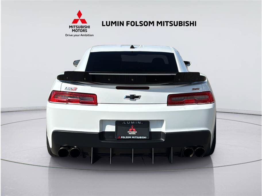 Used 2015 Chevrolet Camaro SS w/ RS Package RWD image 4
