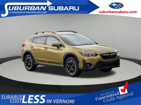 Certified 2023 Subaru Crosstrek 2.0i Premium image 1