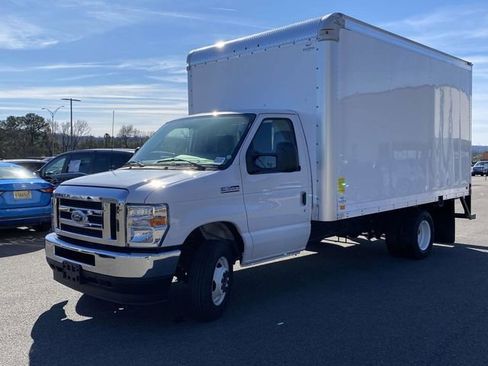 New 2025 Ford E-350 and Econoline 350 Super Duty w/ Power Equipment Group RWD image 6