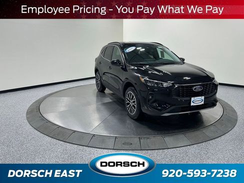 New 2026 Ford Escape SE FWD image 3