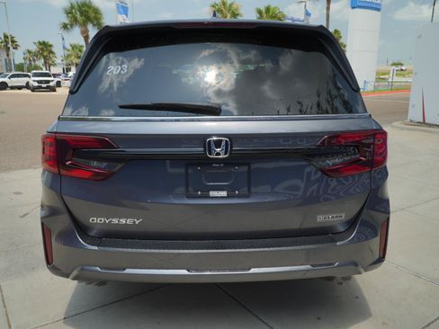New 2026 Honda Odyssey EX-L image 6