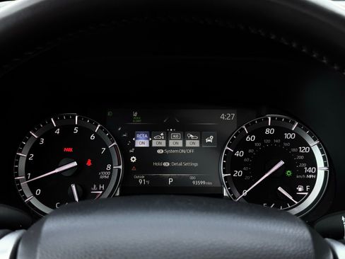 Used 2022 Toyota Highlander Platinum AWD/4WD image 45