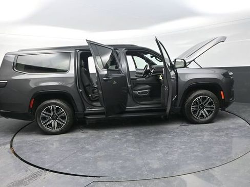 New 2026 Jeep Grand Wagoneer L 4WD image 36