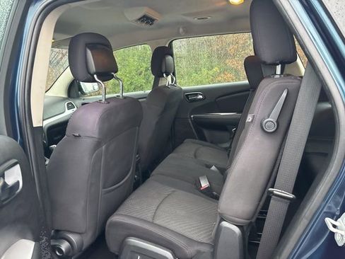 Used 2014 Dodge Journey American Value Package w/ Flexible Seating Group image 12