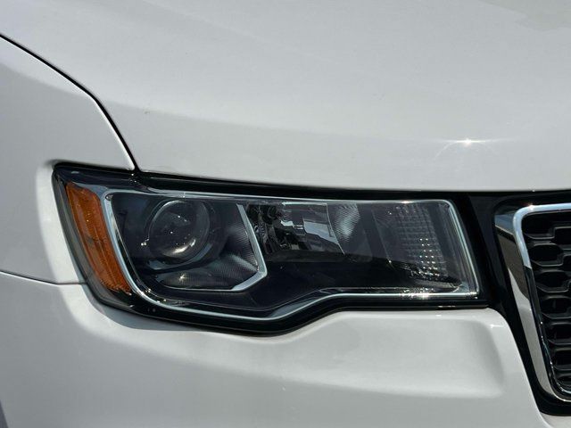 Used 2020 Jeep Grand Cherokee Limited AWD/4WD image 8