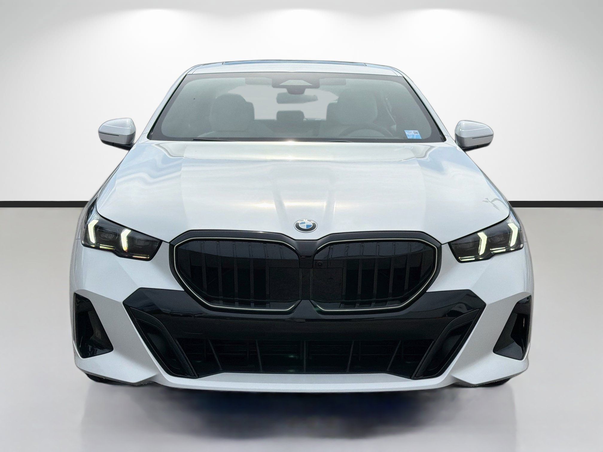 New 2027 BMW 530i xDrive w/ M Sport Package AWD/4WD image 8