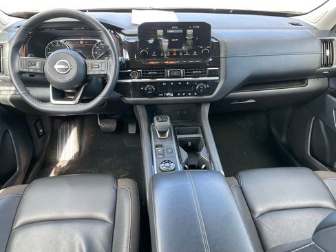 Certified 2022 Nissan Pathfinder SL w/ SL Premium Package image 12