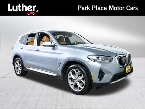 Used 2024 BMW X3 xDrive30i w/ Premium Package AWD/4WD image 1