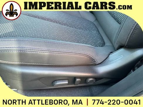 New 2025 Subaru Forester Premium image 29