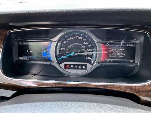 Used 2019 Ford Taurus Limited FWD image 21