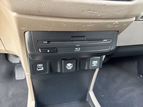 Used 2022 Honda Odyssey Touring image 16