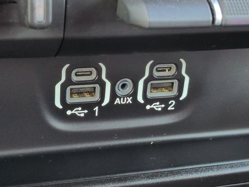 Used 2022 RAM 1500 Big Horn AWD/4WD image 21