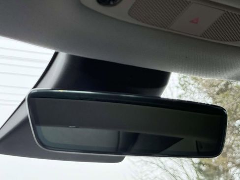 Used 2020 Tesla Model 3 Standard Range Plus image 17