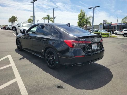 Certified 2024 Honda Civic Sport image 3