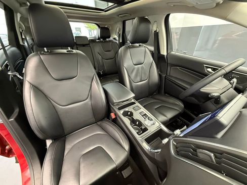 Used 2022 Ford Edge Titanium AWD/4WD image 56