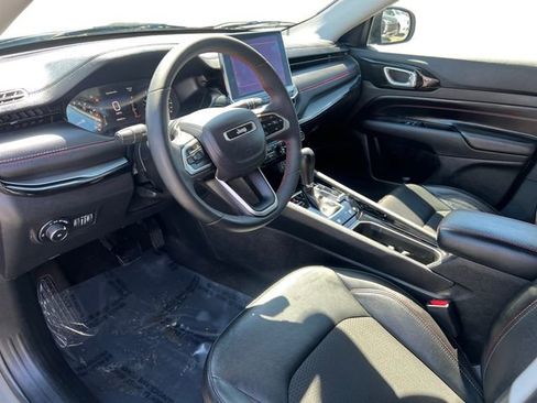 Used 2022 Jeep Compass Trailhawk image 12