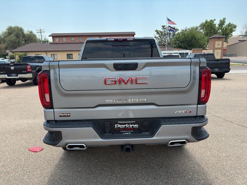 Used 2023 GMC Sierra 1500 AT4 w/ Technology Package AWD/4WD image 38