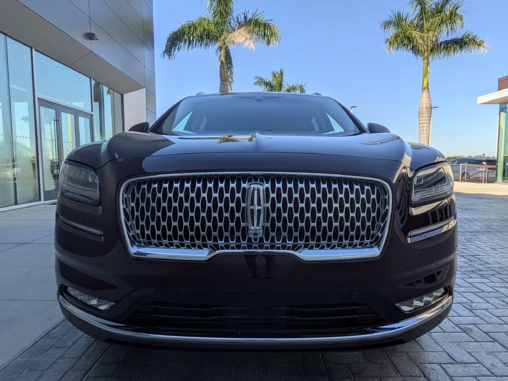 Used 2023 Lincoln Nautilus Reserve w/ Equipment Group 202A AWD/4WD image 8
