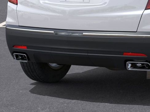 New 2025 Cadillac XT5 Luxury image 14
