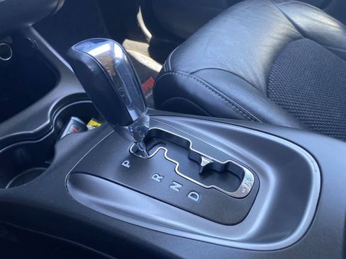 Used 2019 Dodge Journey Crossroad AWD/4WD image 18