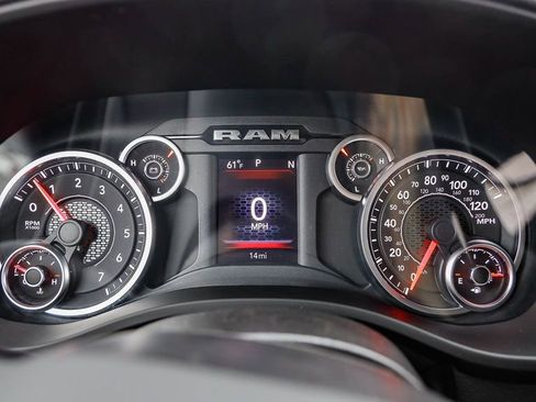 New 2026 RAM 1500 4x4 Crew Cab image 27