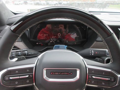 New 2026 GMC Acadia Denali Ultimate image 15