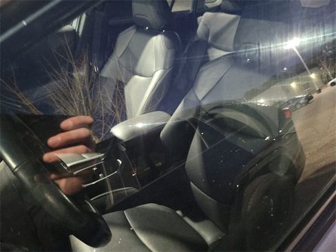 Used 2023 Toyota Corolla Cross XLE image 9