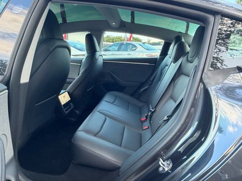 Used 2025 Tesla Model 3 Long Range RWD image 11