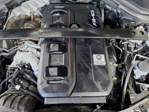 Used 2025 Mercedes-Benz GLC 63 AMG S image 39